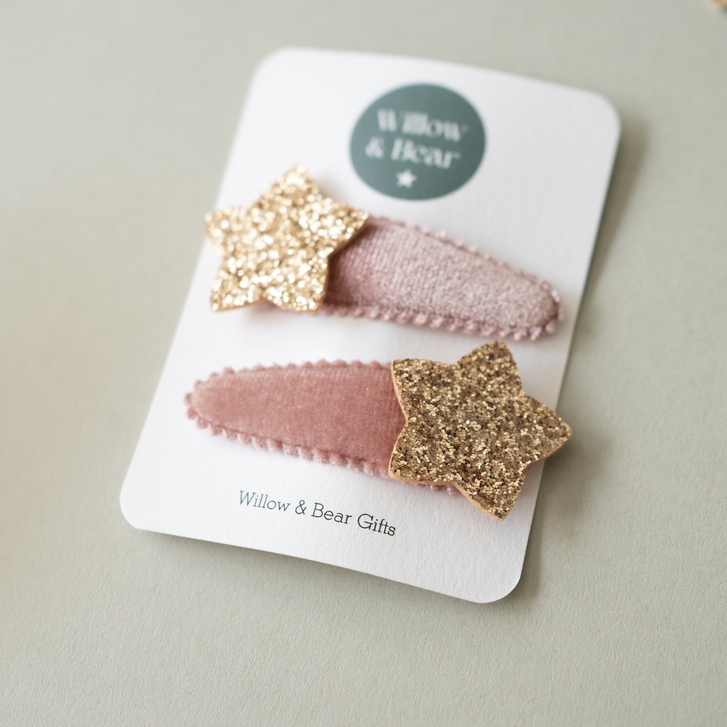 Glittery star hair clips